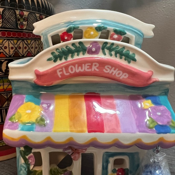 ‼️SOLD‼️Hello Kitty colorful Flower Shop Decor Accent Piece - Picture 5 of 8